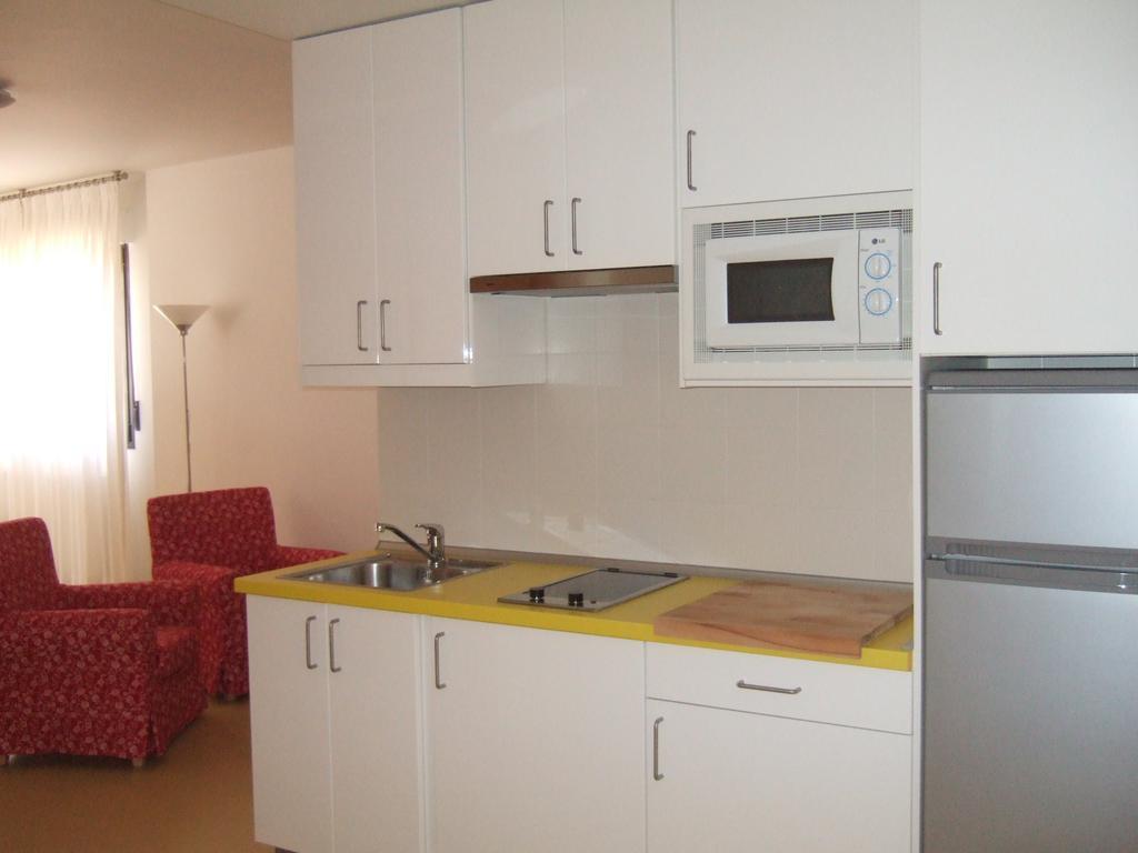 Apartamentos Real Alfoli El Burgo De Osma Rum bild
